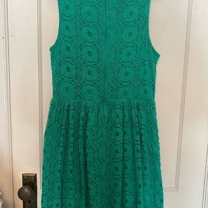 Green Knee-Length Summer Dress